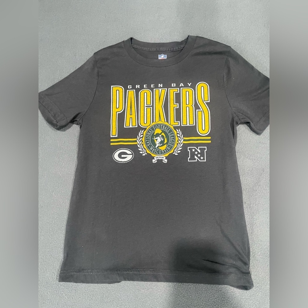 Boys Green Bay Packers grey cotton tee used good condition size 7/8 - Picture 1 of 6